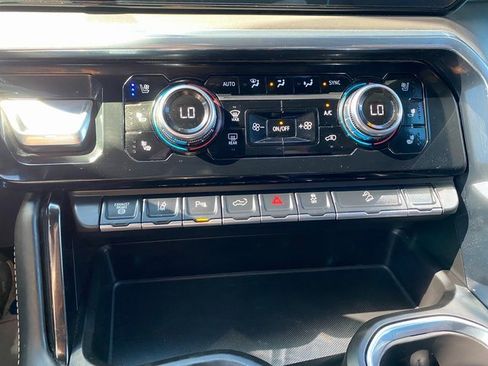 Used 2024 GMC Sierra 2500 Denali Ultimate w/ Max Trailering Package image 19