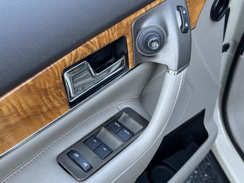 Used 2015 Lincoln MKX FWD w/ Equipment Group 102A image 20