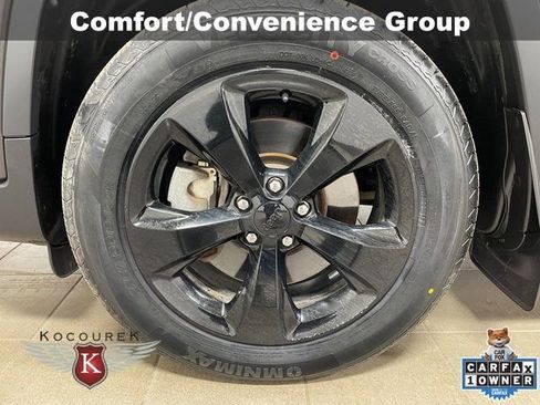 Used 2020 Jeep Cherokee Latitude Plus image 8