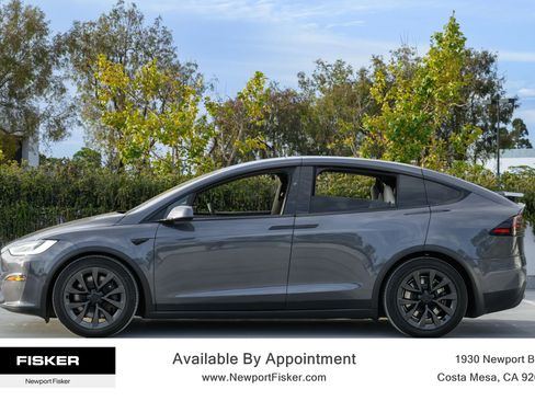 Used 2023 Tesla Model X AWD/4WD image 6