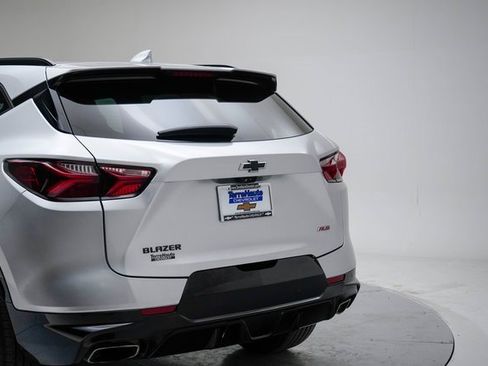 Used 2022 Chevrolet Blazer RS w/ Enhanced Convenience Package image 4