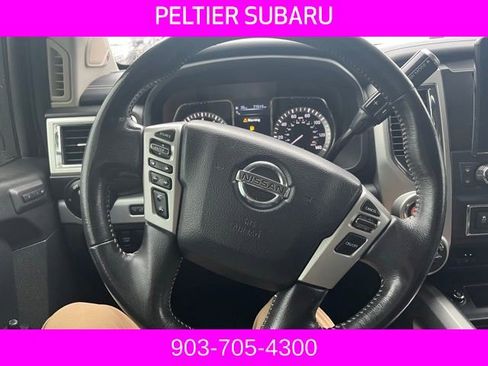 Used 2018 Nissan Titan PRO-4X w/ Pro-4x Convenience Package image 9
