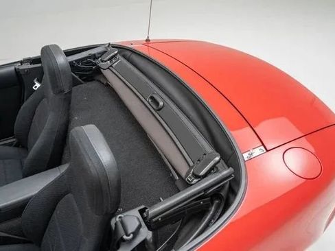 Used 1990 MAZDA MX-5 Miata RWD image 16