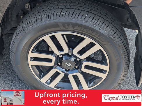 Used 2023 Toyota 4Runner Limited image 9