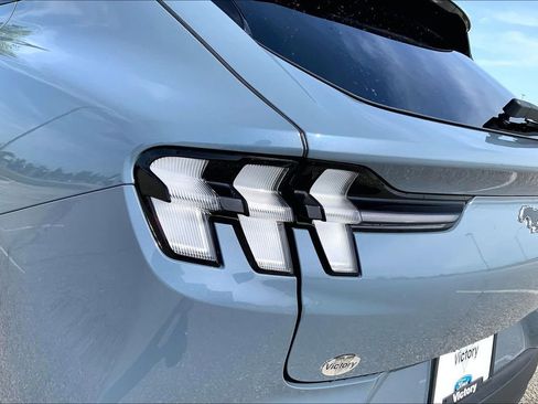 Used 2024 Ford Mustang Mach-E Select w/ Comfort Package Lite AWD/4WD image 26