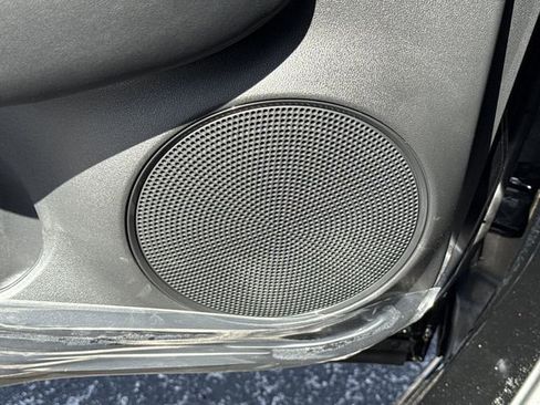 New 2026 Honda HR-V EX-L image 25