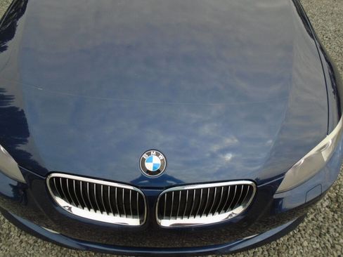 Used 2013 BMW 328i Convertible image 36