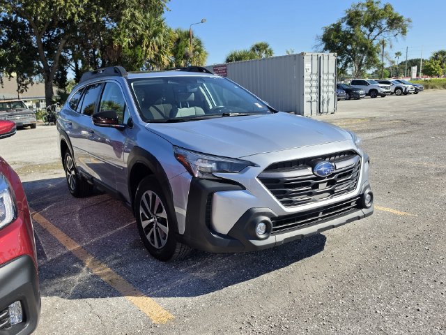 Certified 2023 Subaru Outback Premium AWD/4WD image 7