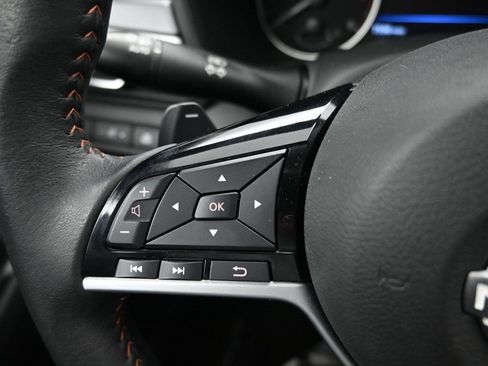 Used 2024 Nissan Altima 2.5 SR image 18