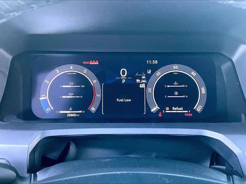 Used 2024 Toyota Tacoma Limited w/ Limited Package (LT) image 14