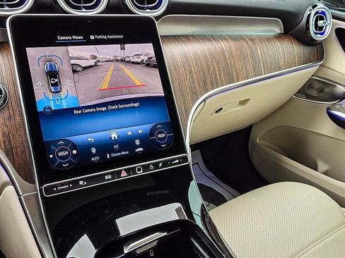 New 2026 Mercedes-Benz GLC 300 4MATIC image 19