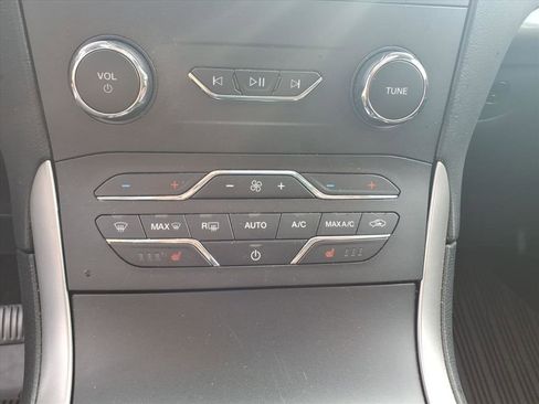 Used 2020 Ford Edge SEL w/ Convenience Package image 20