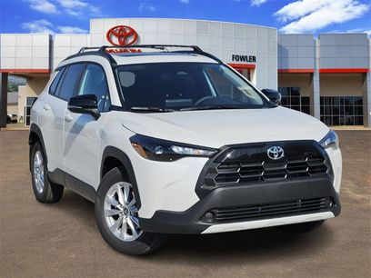 New 2026 Toyota Corolla Cross LE w/ Moonroof Package