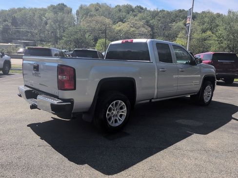 Used 2019 GMC Sierra 1500 SLE w/ SLE Value Package AWD/4WD image 16