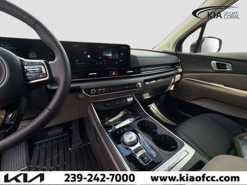 New 2026 Kia Carnival EX FWD image 28