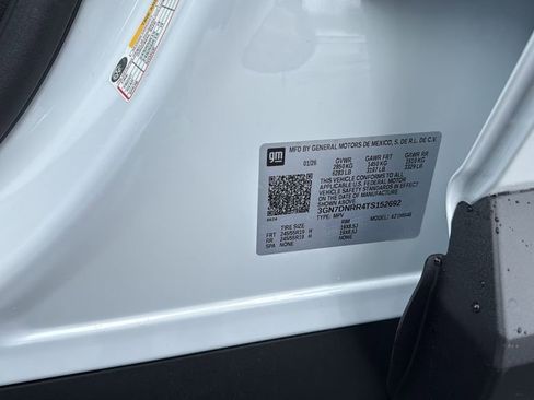 New 2026 Chevrolet Equinox EV LT AWD/4WD image 39