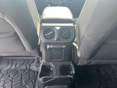Used 2020 Jeep Wrangler Unlimited Sport S AWD/4WD image 21
