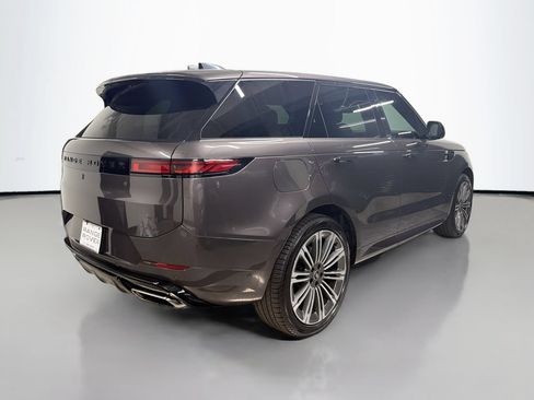 Used 2024 Land Rover Range Rover Sport Dynamic SE AWD/4WD image 9