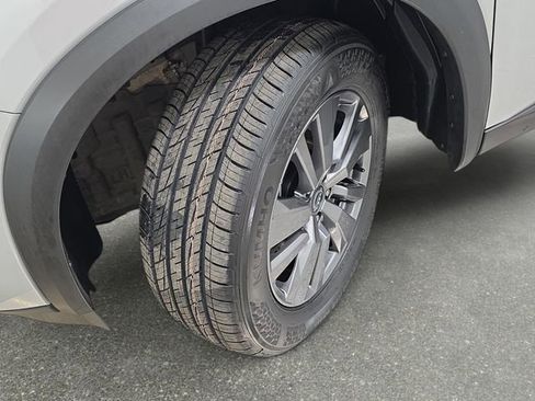 Used 2025 Nissan Pathfinder SV AWD/4WD image 29