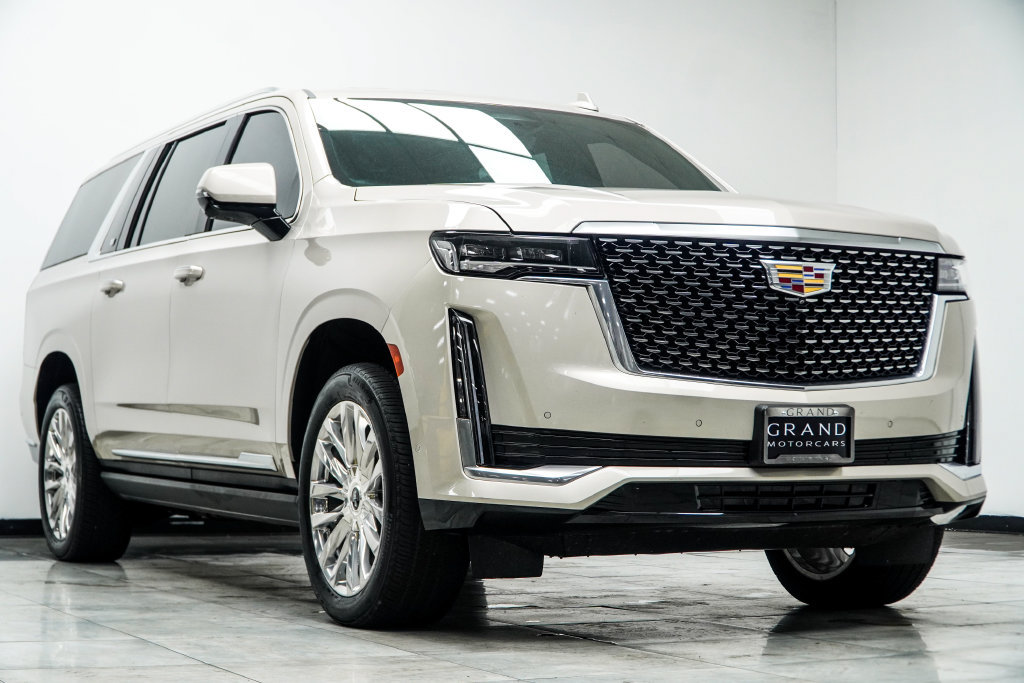 Used 2023 Cadillac Escalade ESV Premium Luxury w/ Touring Package AWD/4WD image 5