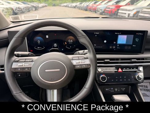 Certified 2025 Hyundai Tucson SEL AWD/4WD image 13