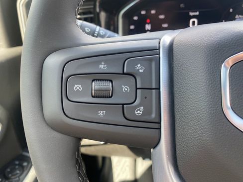 New 2026 GMC Sierra 2500 SLT w/ SLT Premium Package image 17