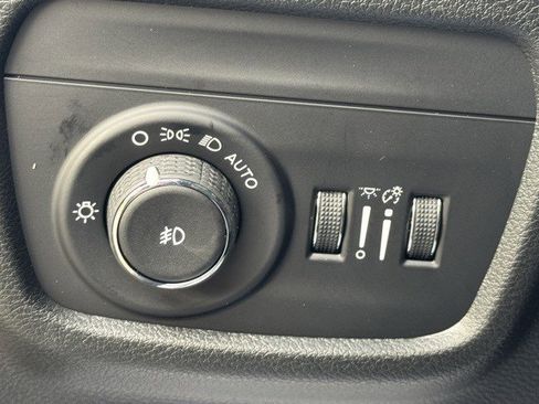 New 2025 Jeep Grand Cherokee L Limited image 13