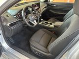 Used 2025 Nissan Altima 2.5 SV w/ SV Premium Package image 2