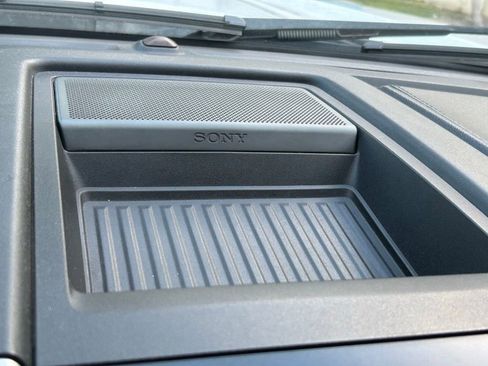 Used 2017 Ford F250 Lariat w/ Lariat Value Package image 28