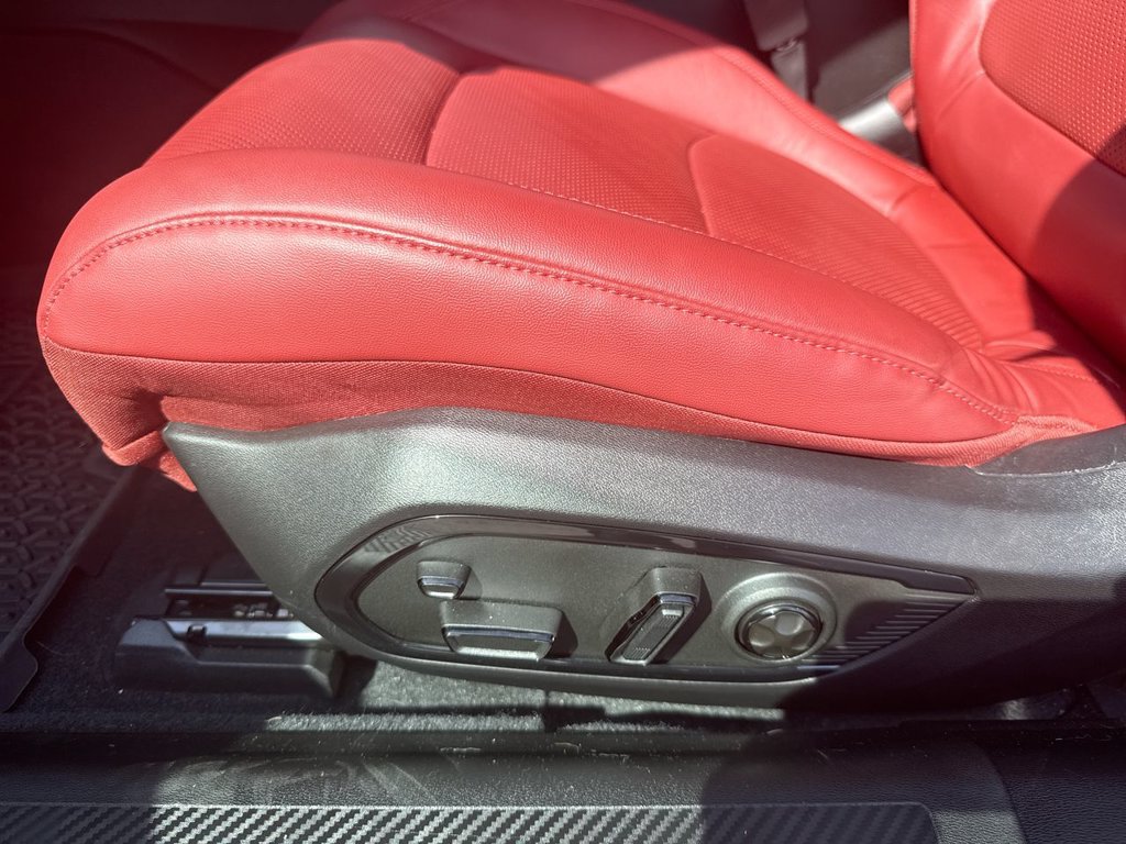 Used 2026 Dodge Charger Scat Pack AWD/4WD image 23