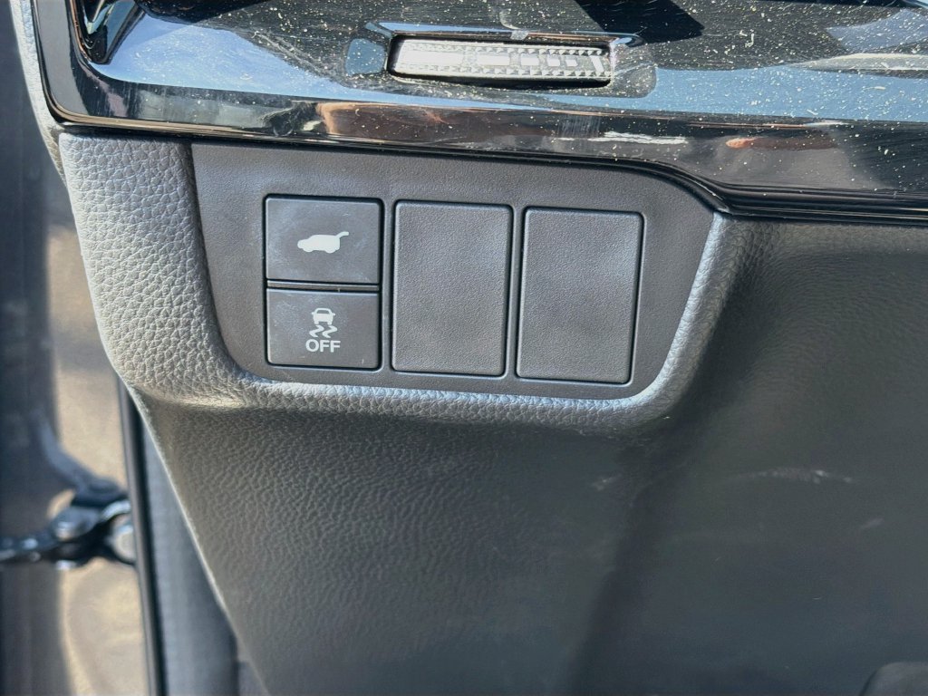 Used 2025 Honda CR-V EX-L image 10