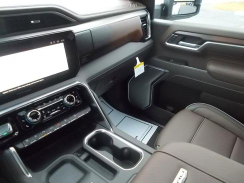 New 2026 GMC Sierra 2500 Denali image 19