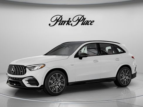 New 2026 Mercedes-Benz GLC 43 AMG 4MATIC image 2