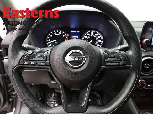 Used 2025 Nissan Sentra S FWD image 10