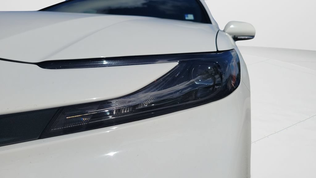 Used 2025 Toyota Camry SE w/ Multimedia Upgrade Package FWD image 24