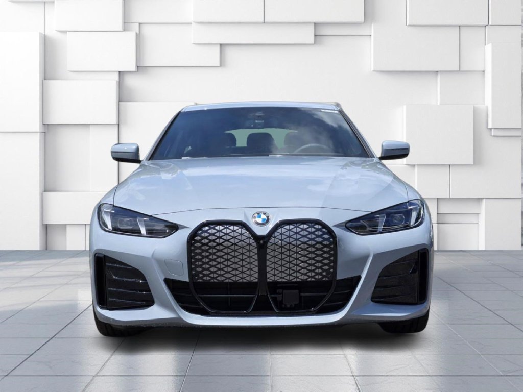 New 2026 BMW i4 xDrive40i w/ M Sport Package AWD/4WD image 2