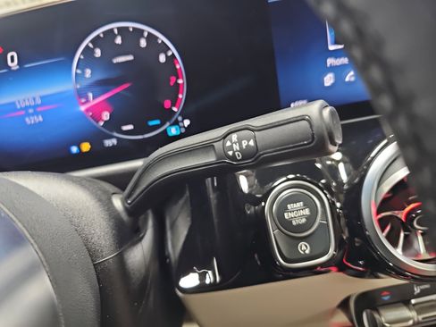 Used 2025 Mercedes-Benz GLA 250 image 26