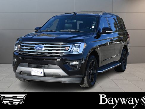 Used 2021 Ford Expedition XLT image 1