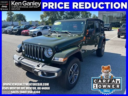 Used 2023 Jeep Wrangler Unlimited Sahara w/ Cold Weather Group AWD/4WD image 3