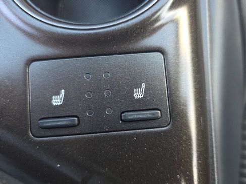 Used 2023 Toyota Camry SE FWD image 27