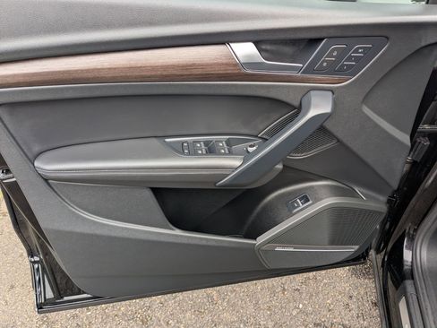 Used 2023 Audi Q5 2.0T Premium Plus w/ Premium Plus Package image 9