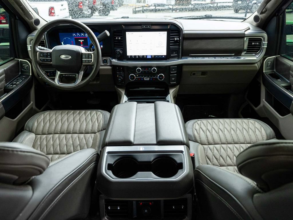 Used 2025 Ford F450 Platinum w/ Platinum Plus Package AWD/4WD image 30