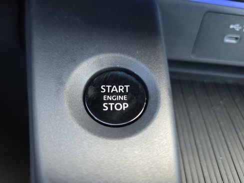 New 2026 Nissan Sentra SR FWD image 29