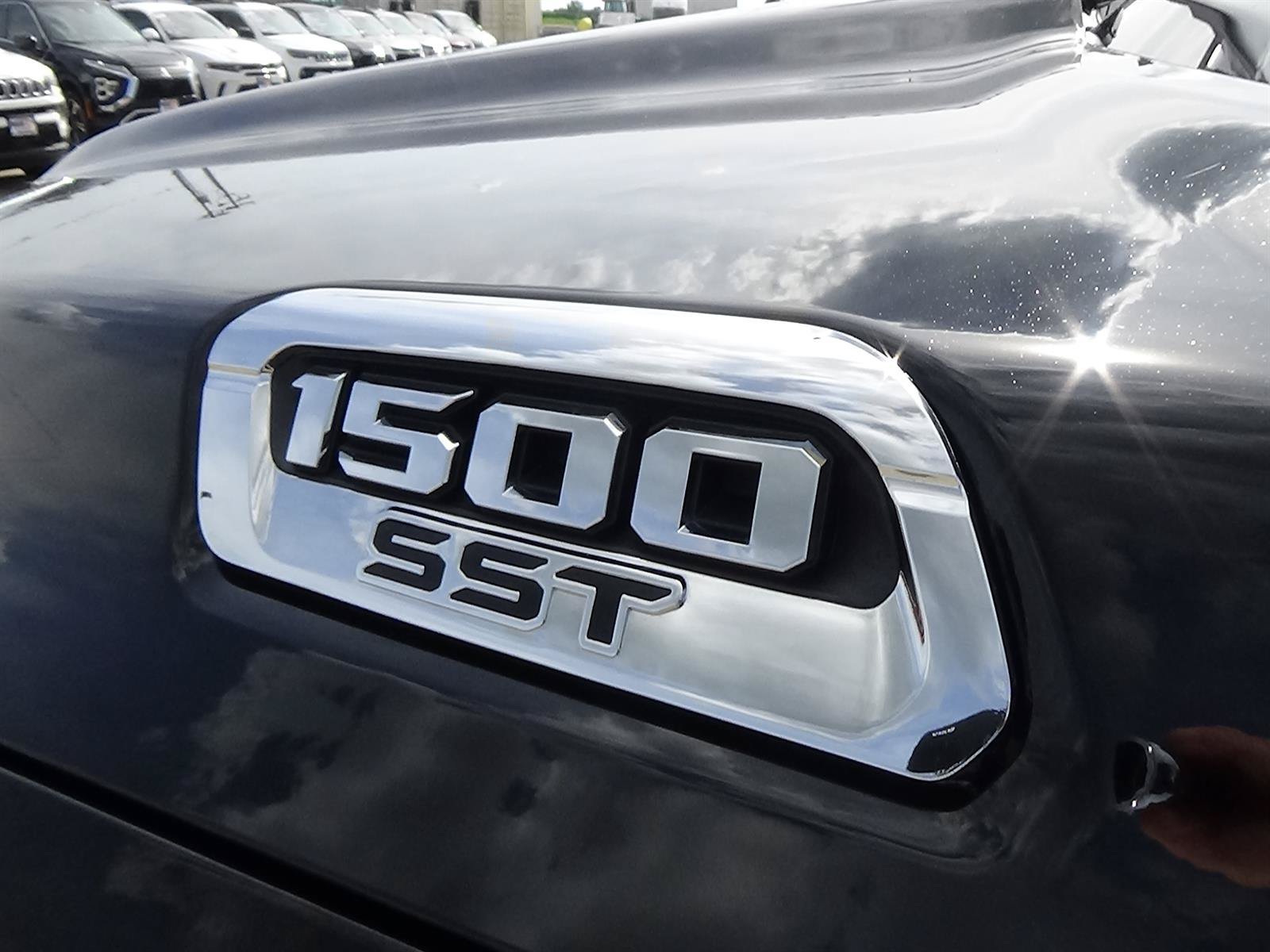 Used 2025 RAM 1500 Big Horn AWD/4WD image 17