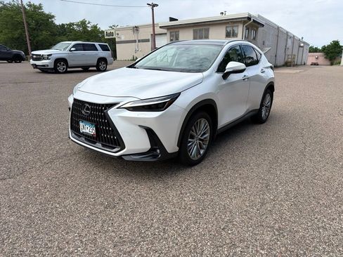 Certified 2024 Lexus NX 350 AWD w/ Vision Package image 6