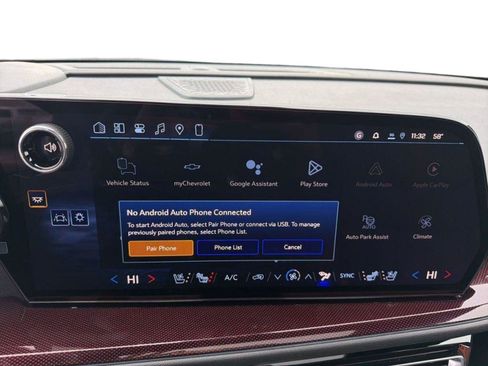 New 2026 Chevrolet Traverse RS w/ LPO, Floor Liner Package AWD/4WD image 15