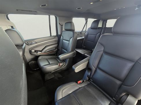 Used 2019 GMC Yukon XL SLT image 15