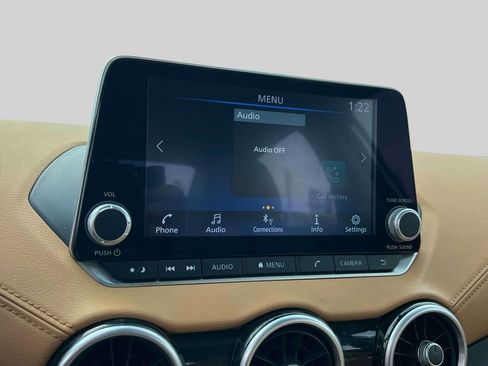 Used 2025 Nissan Sentra SV w/ SV Premium Package image 29