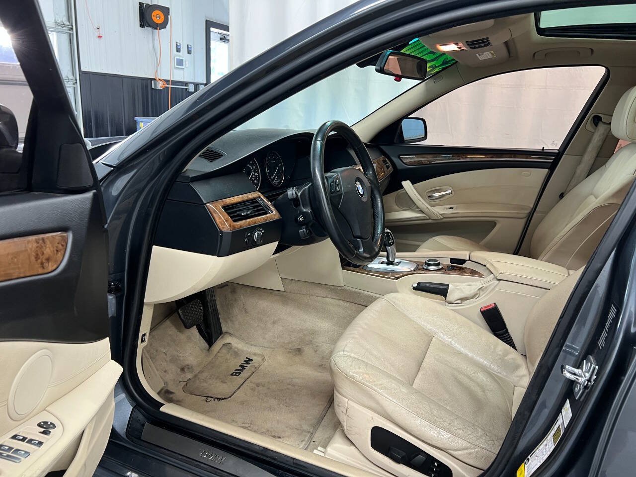 Used 2008 BMW 528i Sedan RWD image 7