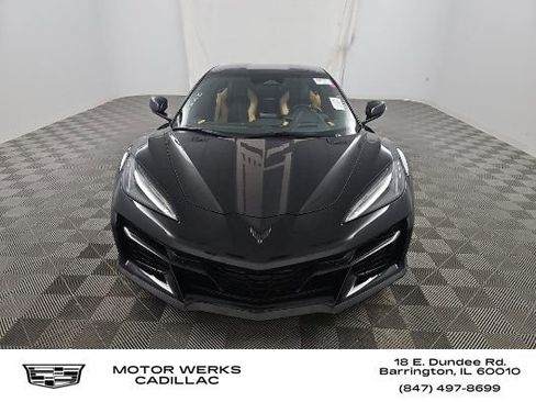 Used 2025 Chevrolet Corvette Z06 RWD image 1